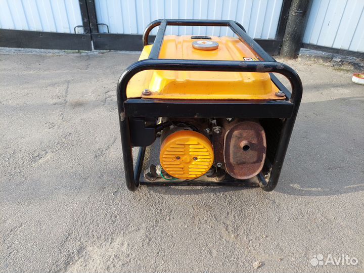 Генератор бензиновый бу