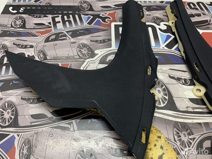 Передняя облицовка задней стойки BMW E60