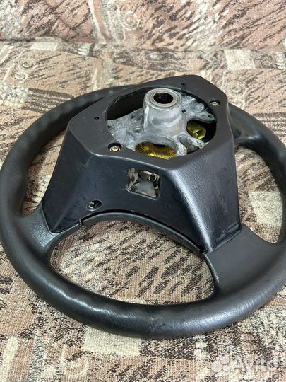 Руль на Toyota Rav 4 2003г