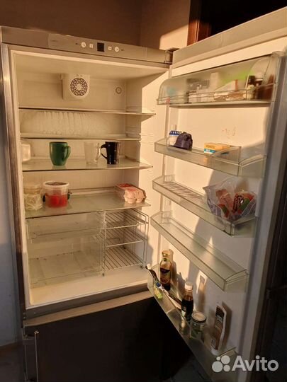 Холодильник Liebherr бу