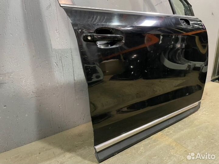 Дверь передняя правая Subaru Forester SJ