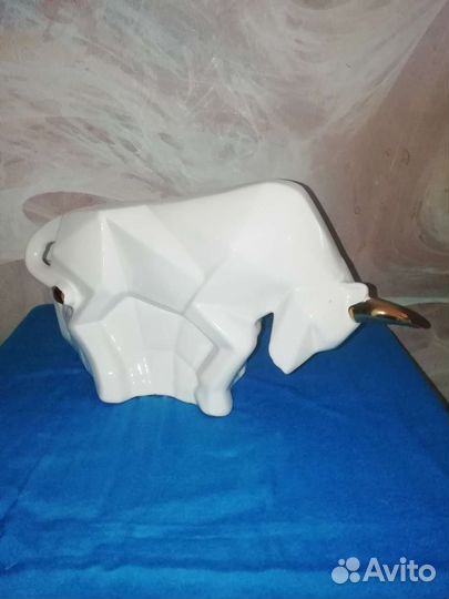 Копилка, сувениры, пепельницы, кружки