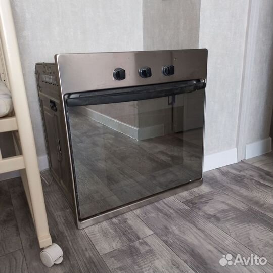 Духовой шкаф