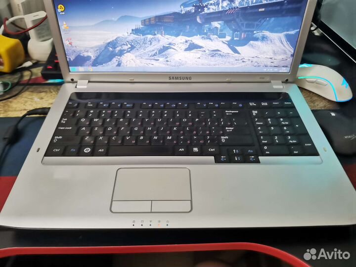 Большой 17 дюймов Samsung R730, озу 6 HDD 500