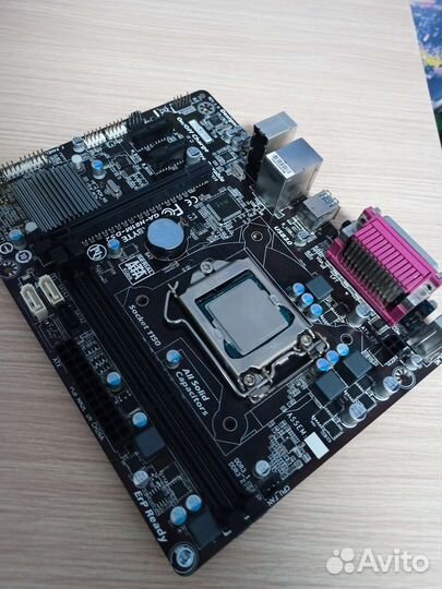 Материнская плата