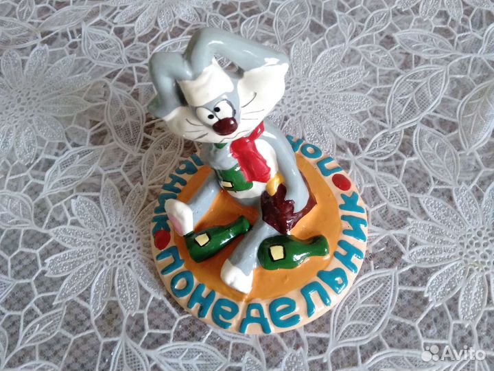 Статуэтка заяц