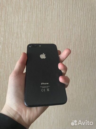 iPhone 8, 64 ГБ