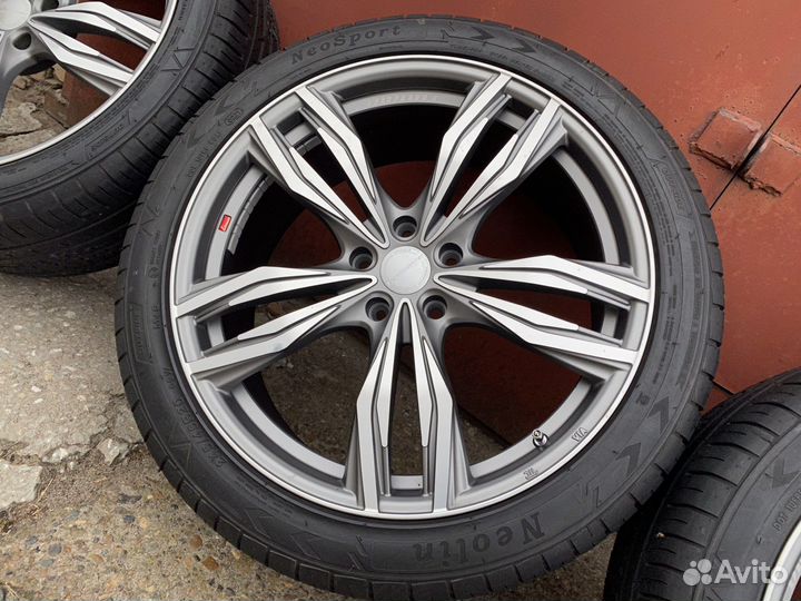 R20 Neolin Mozzo STX 245/45, PCD 5x114.3 DIA 73.1
