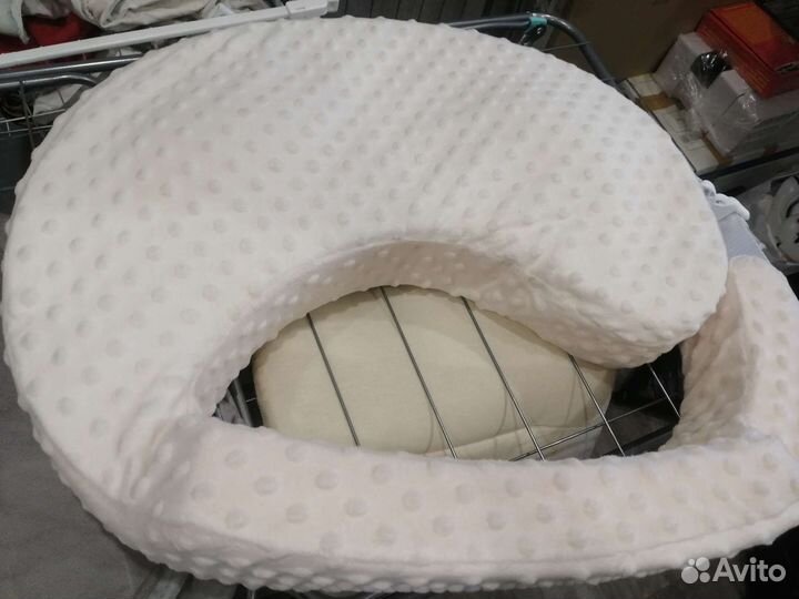 Подушка для кормления грудью