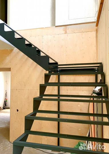Забежная лестница с установкой