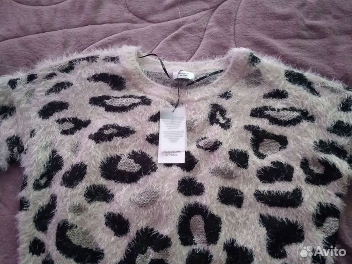 Свитер женский 48-50.камбоджа