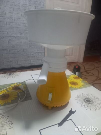 Сепаратор для молока электрический