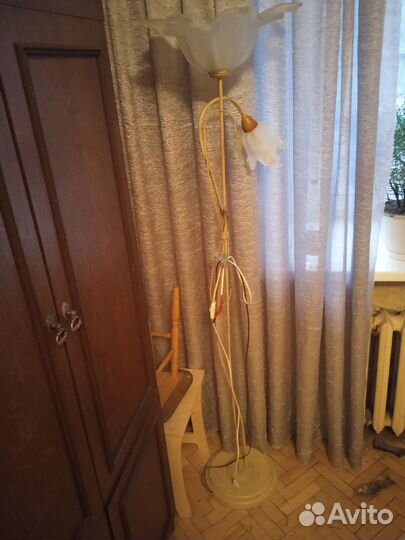 Светильник напольный торшер