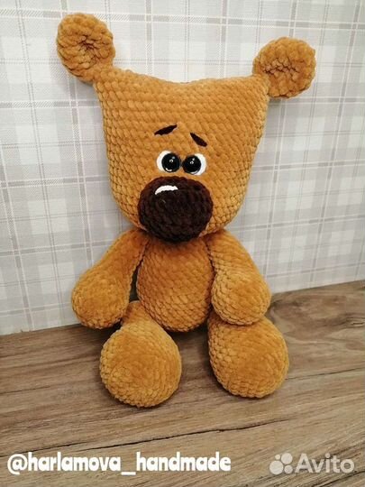 Вязаный мишка (ручная работа)