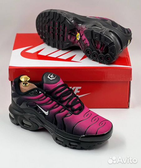 Кроссовки женские Nike Air Max Plus