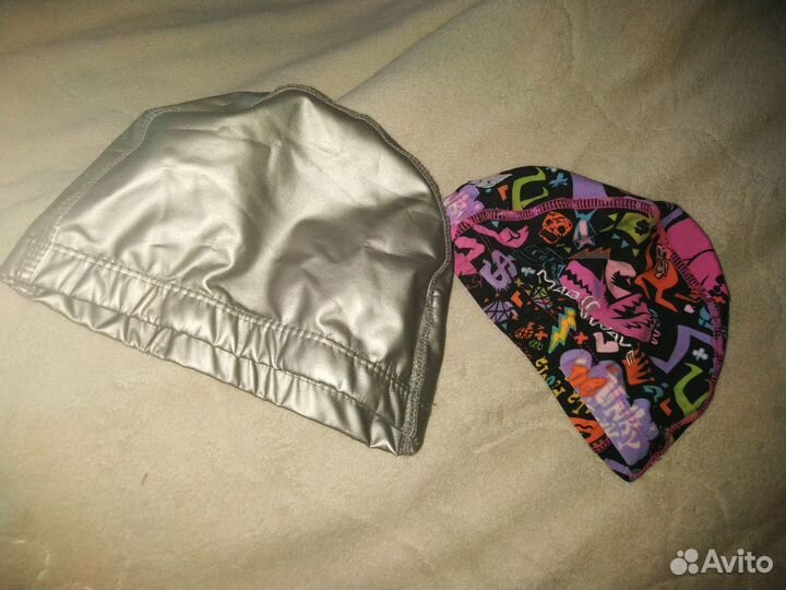 Шапочки для плавания