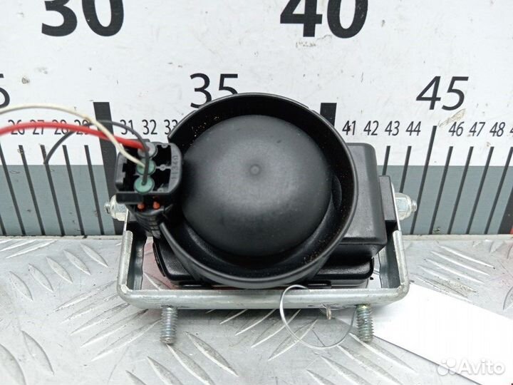 Гудок (сигнал клаксон) для Toyota Prius 2 (XW20)