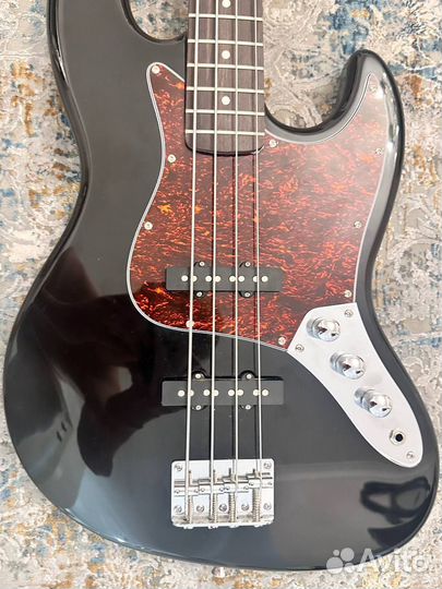 Басс гитара 4 струны