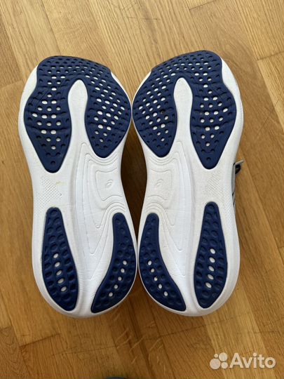 Кроссовки asics gel nimbus 25