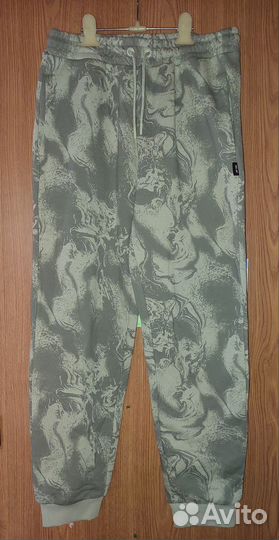 Спортивные штаны