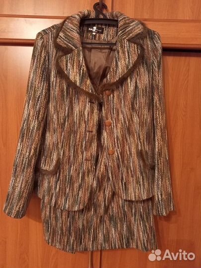 Костюм шерстяной б/у