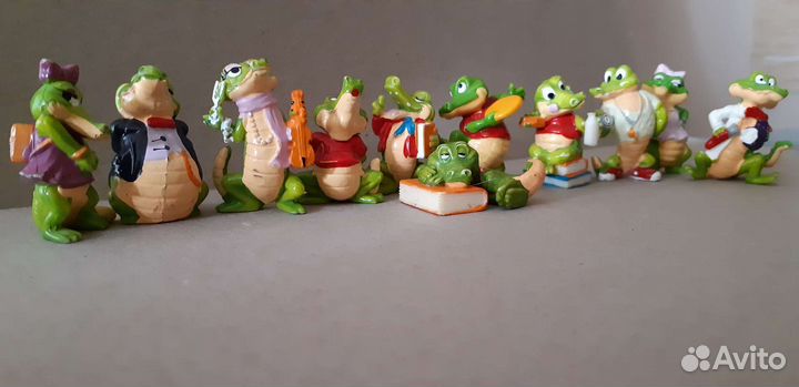 Киндер коллекция,крокодилы,львы,гномы