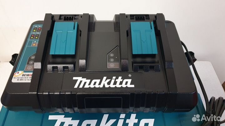 Оригинальное Зарядное устройство Makita DC18RD