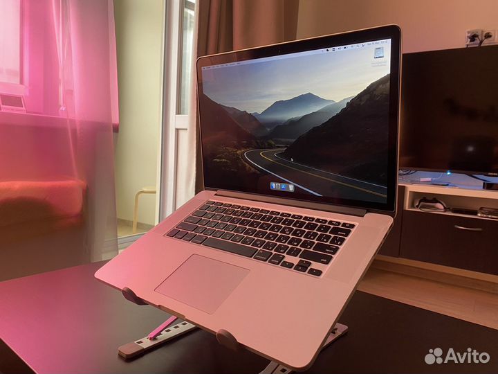 Macbook Pro 15 (2015), 512 гб, Core i7, 16 гб озу