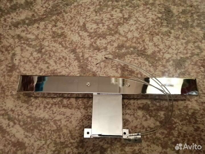 Светильник для ванной