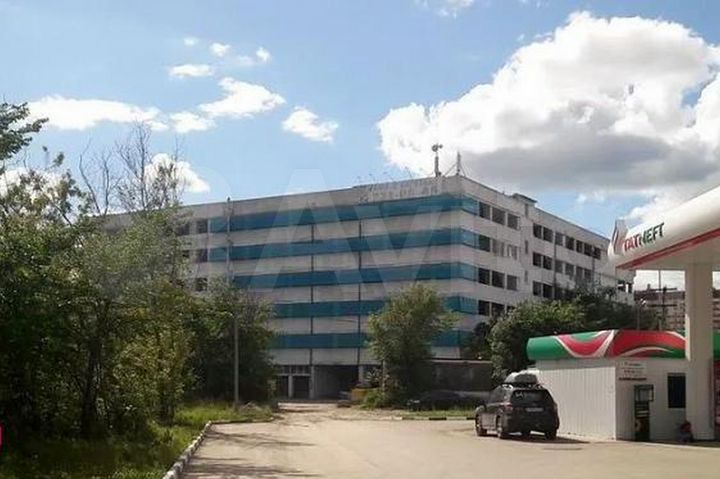 Гараж, > 30 м²