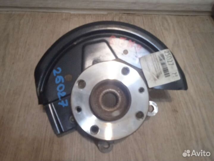 Кулак поворотный передний правый Ренон logan 2