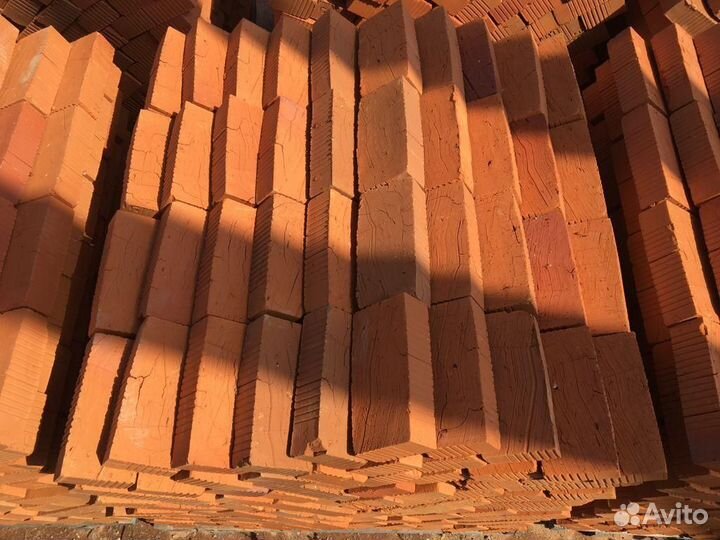 Кирпич рабочий, строительный М-150