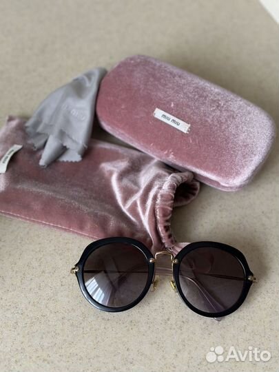 Солнцезащитные очки брендовые женские miumiu