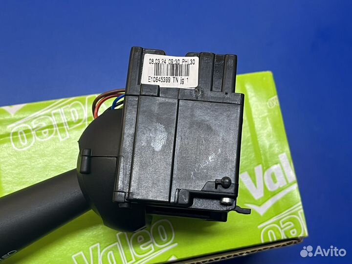 Переключатель света с птф и сигналом Duster