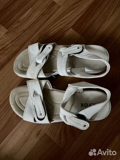 Сандалии для девочки