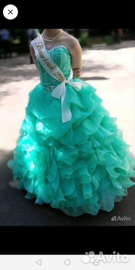 Вечернее платье