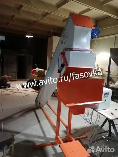 Весовой дозатор для фасовки древесного угля