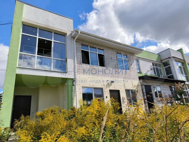 Таунхаус 67 м² на участке 2 сот.