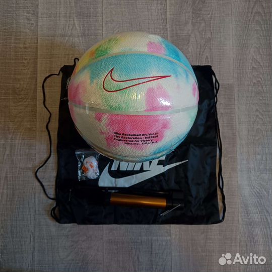 Баскетбольный мяч Nike