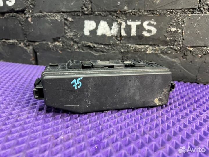 Блок предохранителей Nissan X-Trail NT32-057316