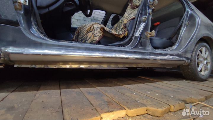 Пороги Peugeot 206