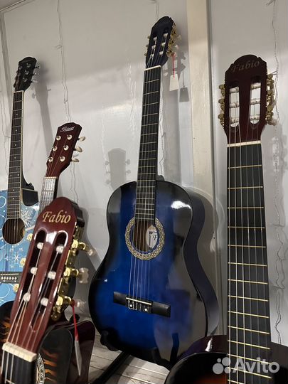 Гитара акустическая / классическая