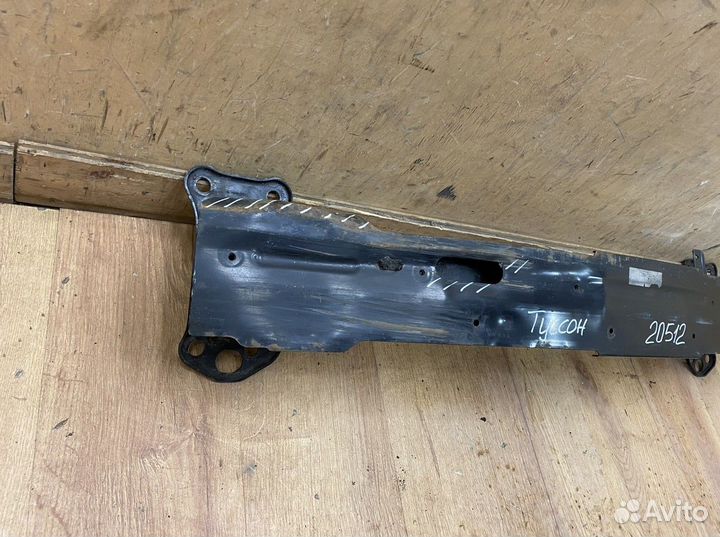 Усилитель переднего бампера Kia Sorento Prime