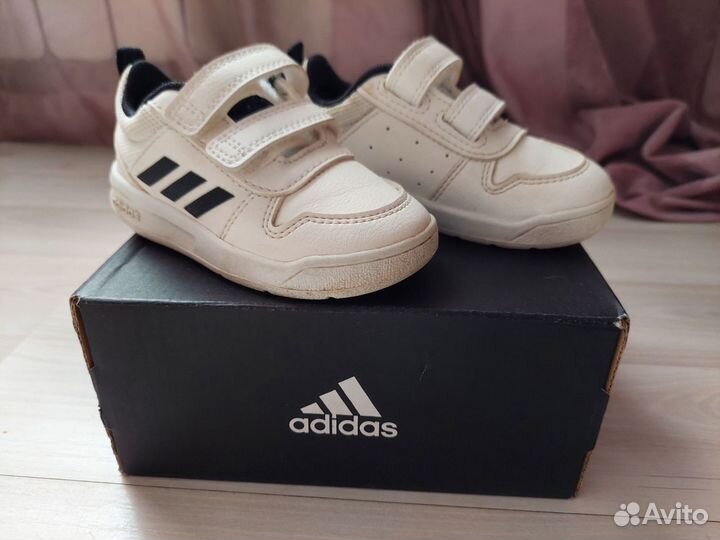 Кроссовки детские adidas 21