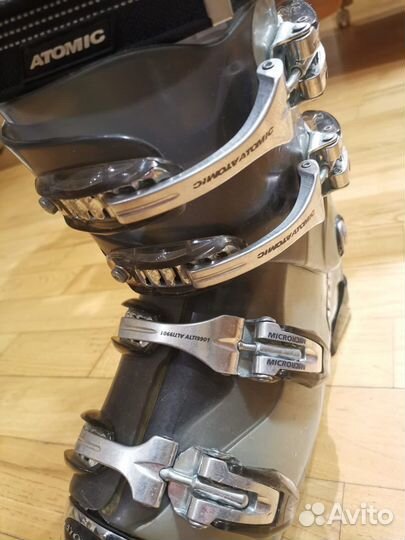 Горнолыжные ботинки Atomic 25.5 размер 37-38