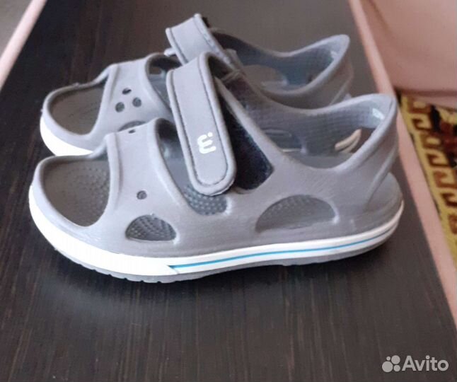 Сандалии на мальчика