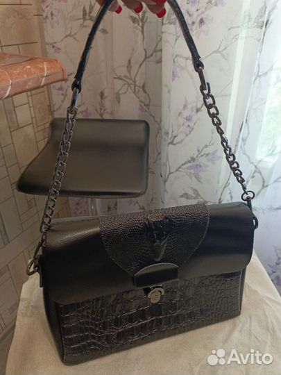 Новая сумка из натуральной кожи