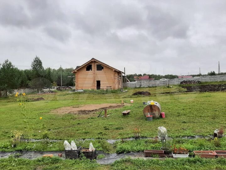 Дом 200 м² на участке 17,5 сот.