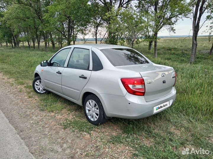 LADA Granta 1.6 МТ, 2014, 212 000 км