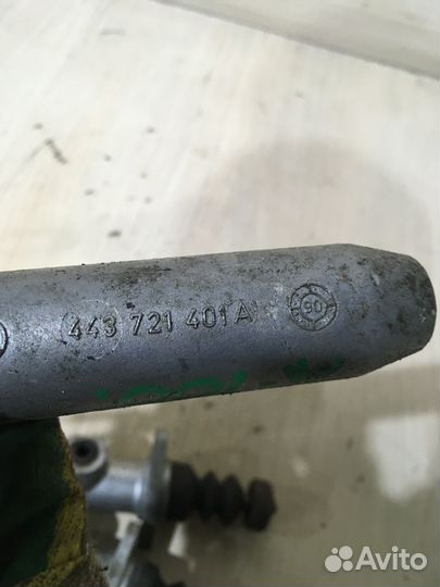 Цилиндр сцепления главный Ауди 100 С4 43721401a